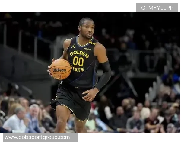 库明加谈心态稳定性无论明星球员在场与否始终保持专注与自信