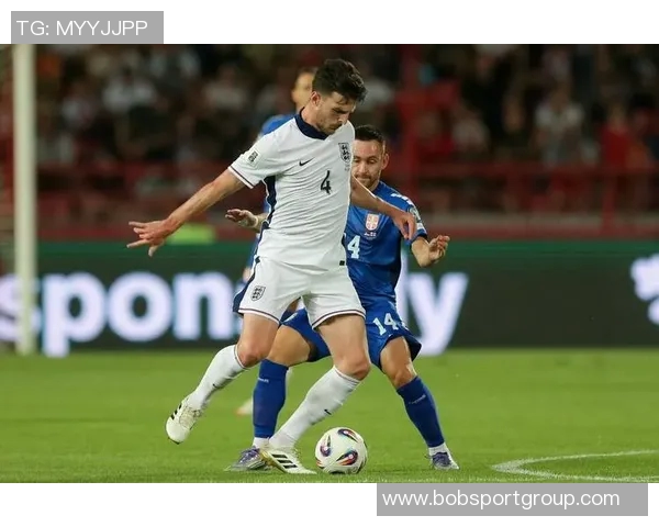 热刺年轻前锋斯卡列特今日参加英格兰队训练展现潜力